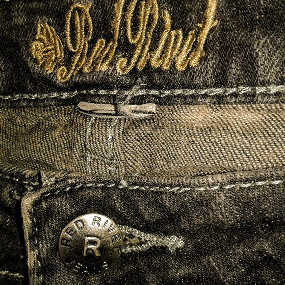 Red Rivet Black/Bleached Bedazzel Pocket Straight Leg Jeans Size: 34 - Picture 11 of 11